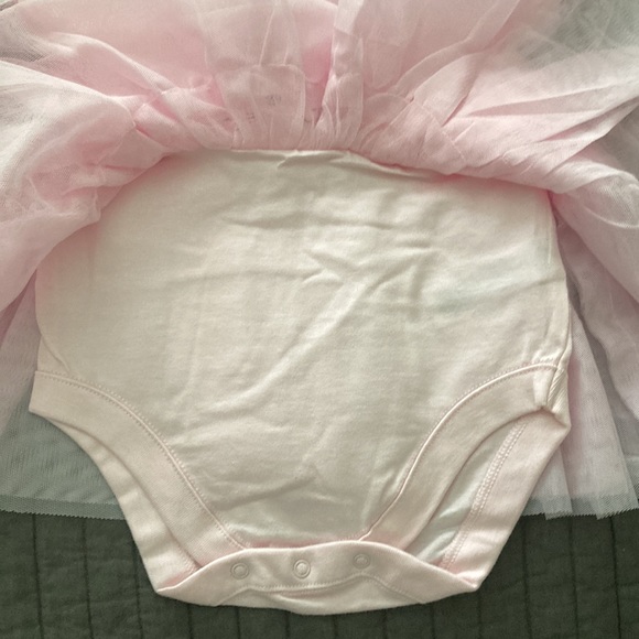 NWT bunny, ballerina, onesie 12 to 18 months Easter Outfit baby girl - Picture 4 of 6